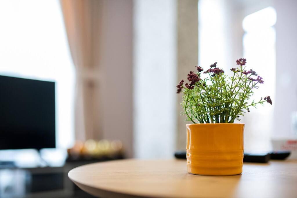 Varna Central Ohrid 2Bdr Apartment Ngoại thất bức ảnh