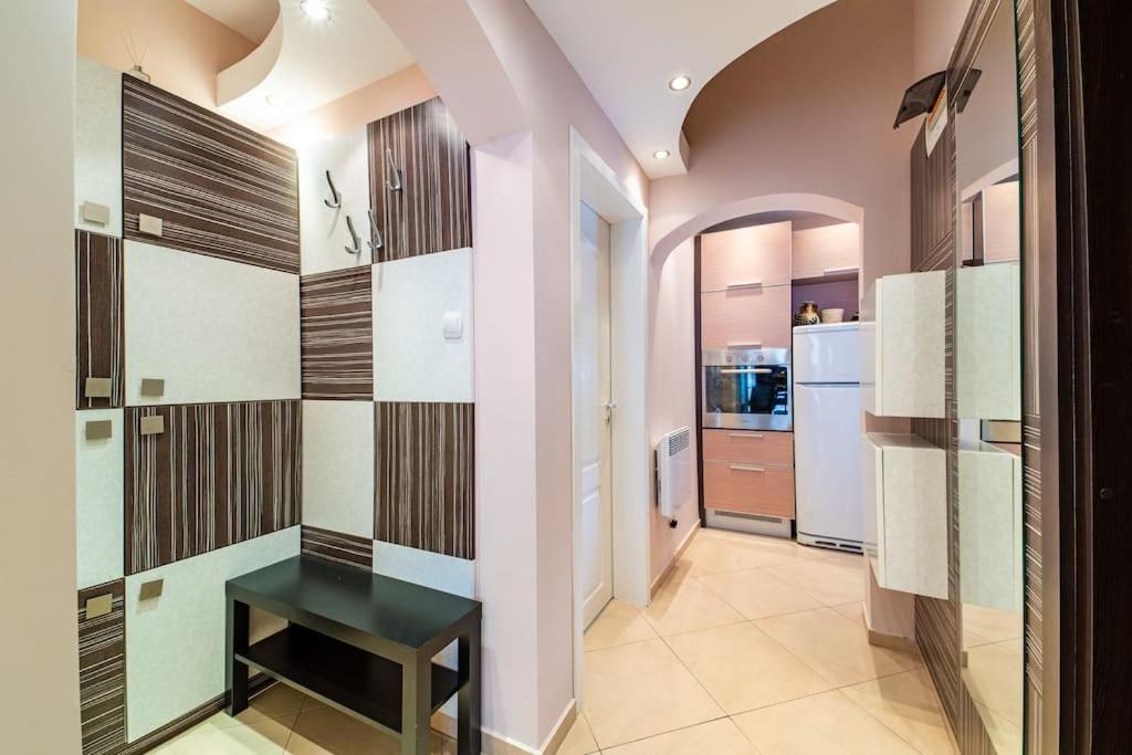Varna Central Ohrid 2Bdr Apartment Ngoại thất bức ảnh