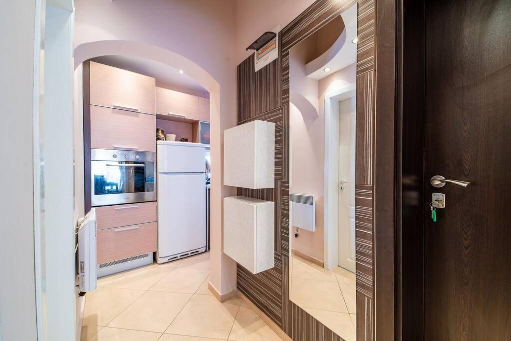 Varna Central Ohrid 2Bdr Apartment Ngoại thất bức ảnh